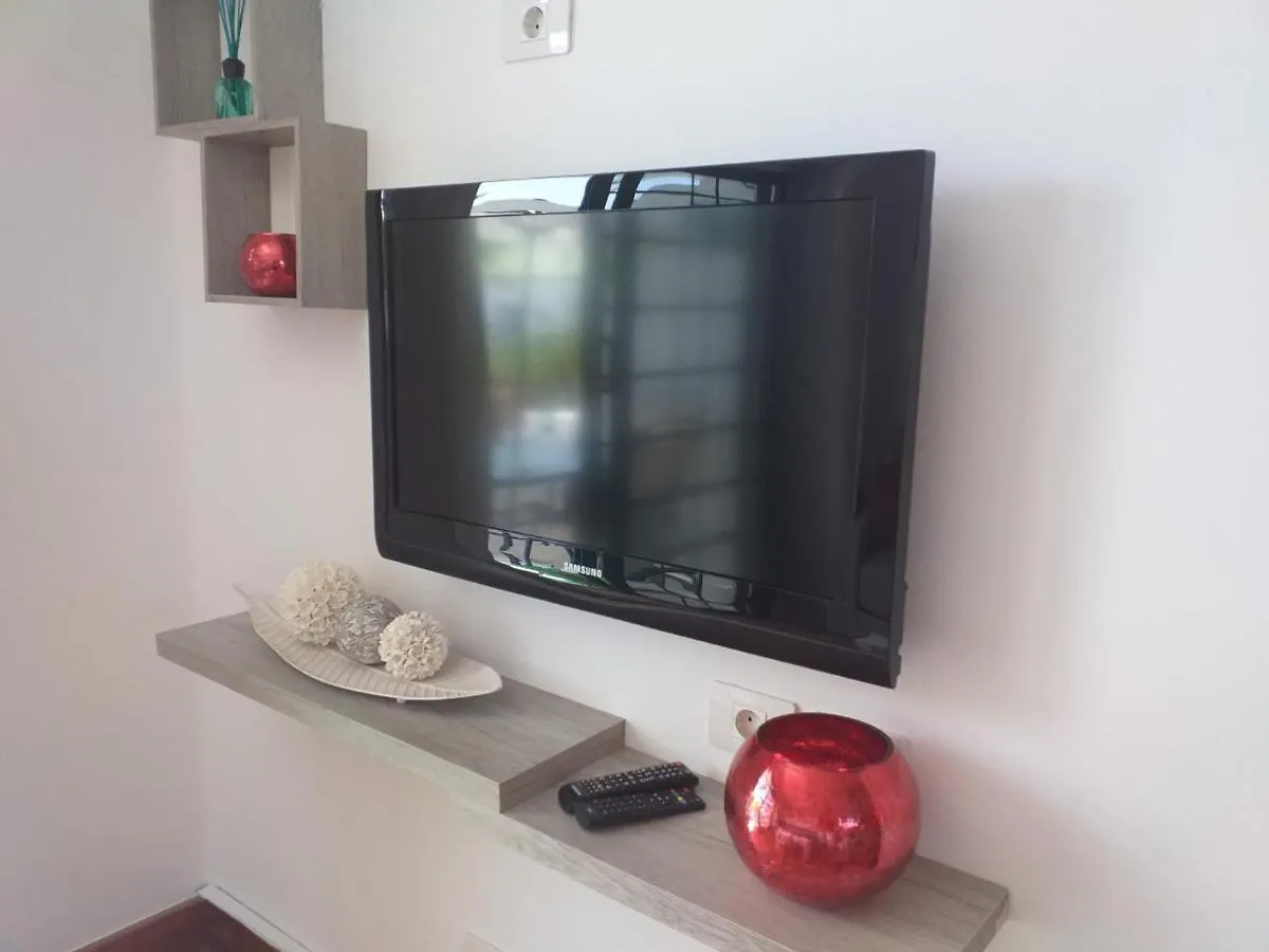Apartment Duplex -The Sunny Hut - Swimming Pool - Free Wifi & Ac- Residence Las Marinas Puerto del Carmen  Spanien
