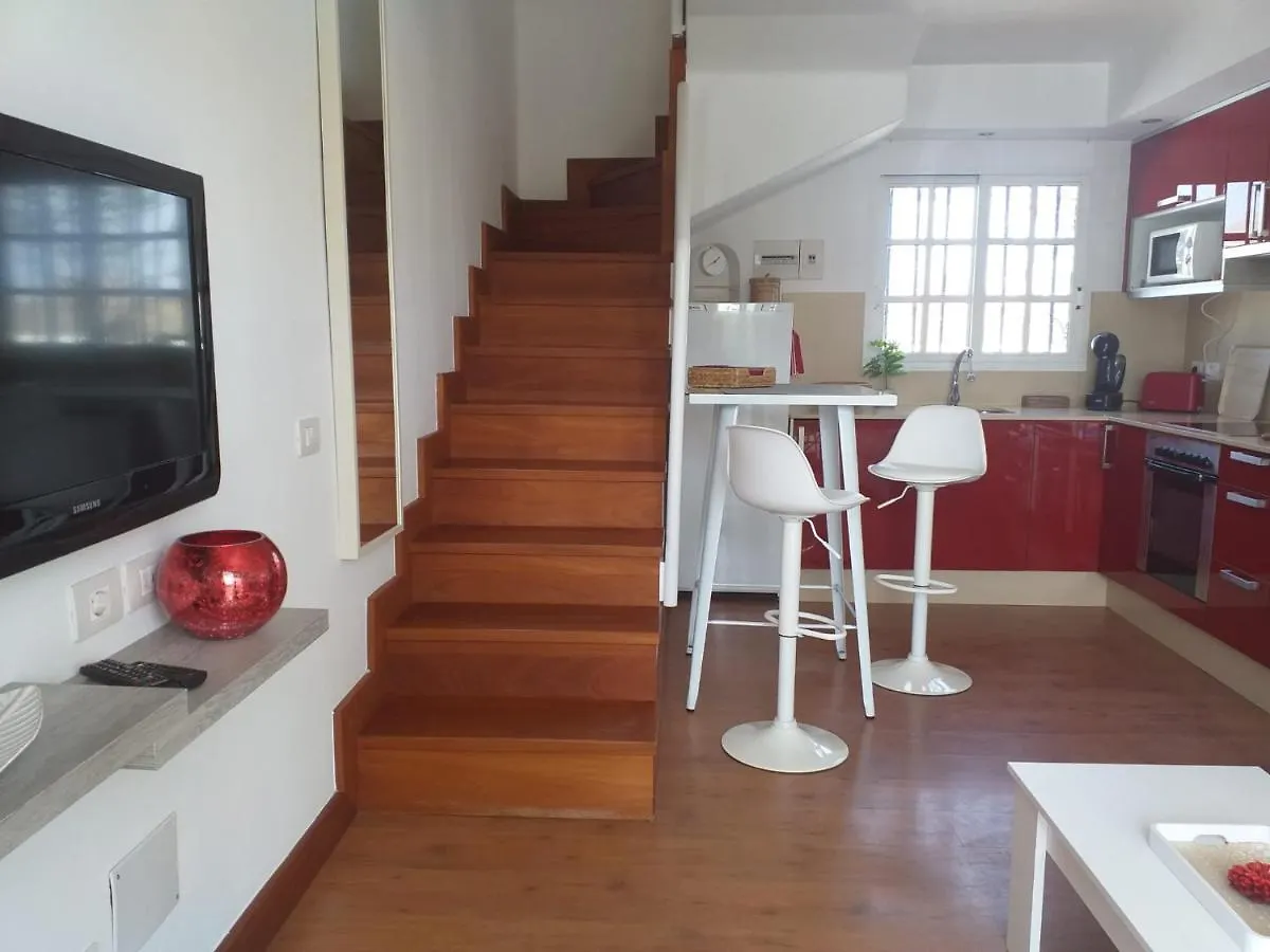 Apartment Duplex -The Sunny Hut - Swimming Pool - Free Wifi & Ac- Residence Las Marinas Puerto del Carmen   Puerto del Carmen (Lanzarote)
